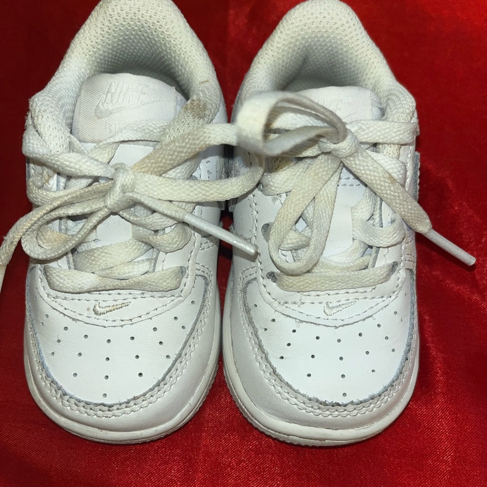 Nike Air Force One size 4c